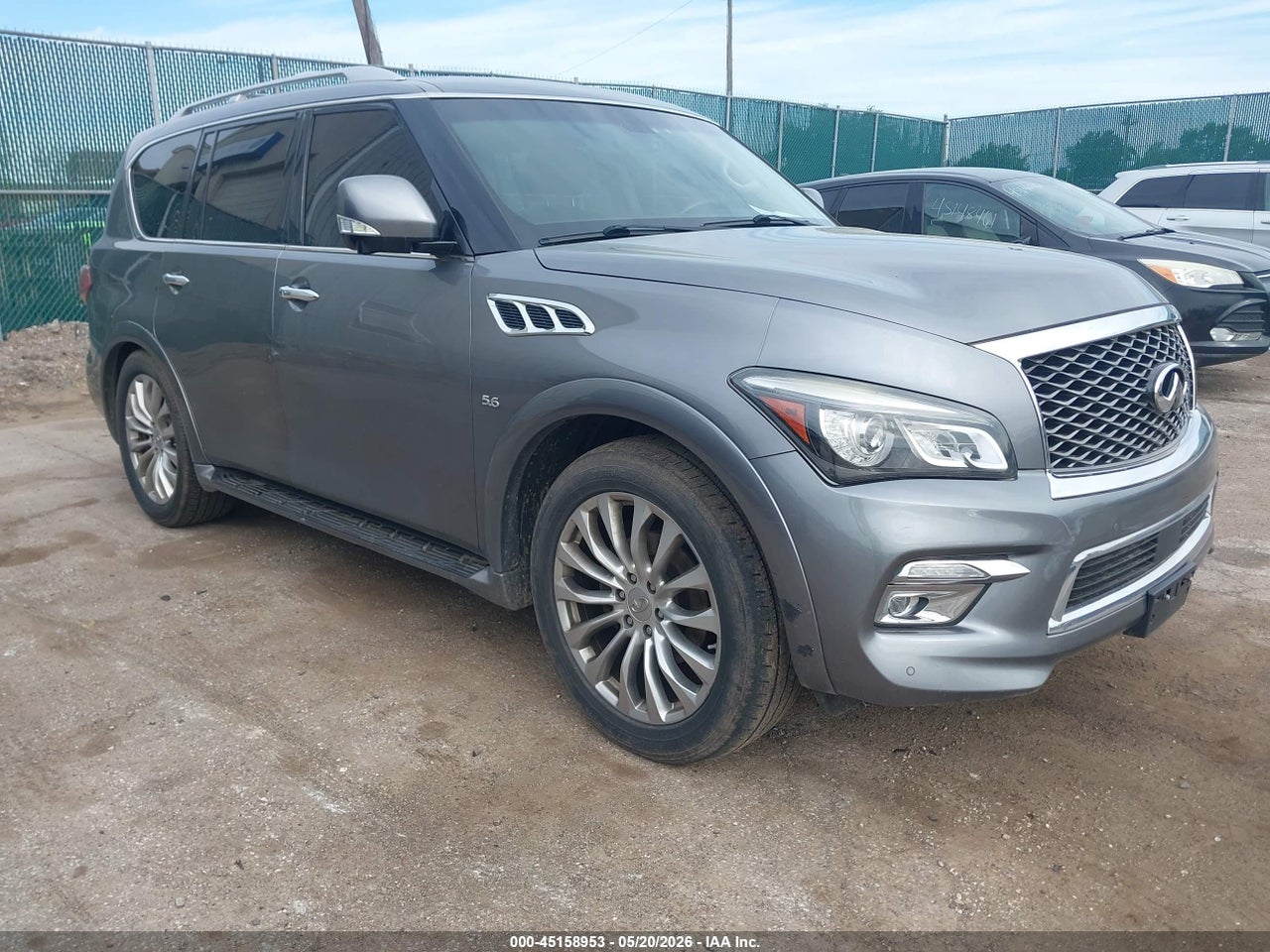 JN8AZ2NE1G9****** · 2016 INFINITI QX80
