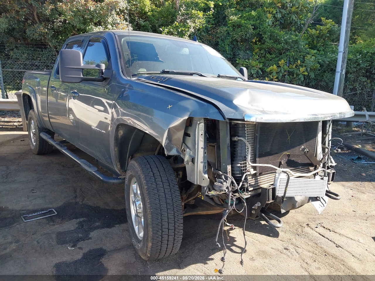 1GC1KYC85BF****** · 2011 CHEVROLET SILVERADO 2500HD LTZ
