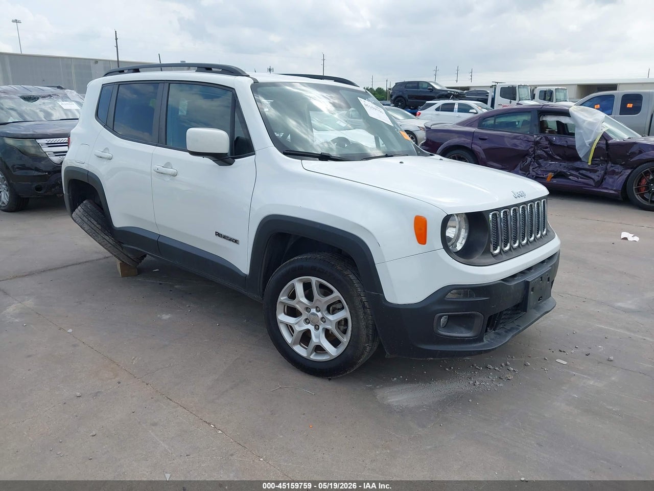 ZACCJABB0JP****** · 2018 JEEP RENEGADE LATITUDE FWD