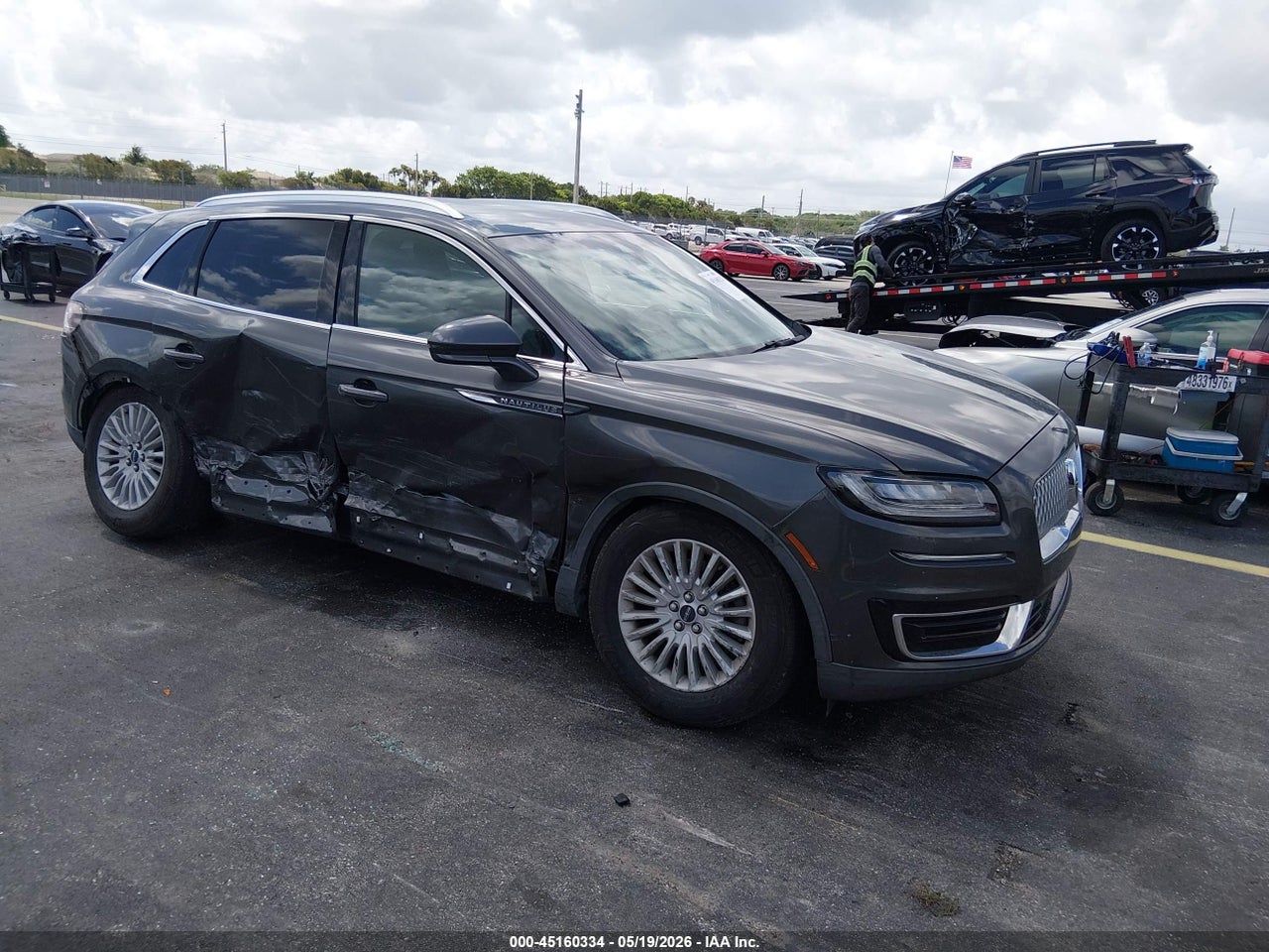 2LMPJ6J93KB****** · 2019 LINCOLN NAUTILUS STANDARD