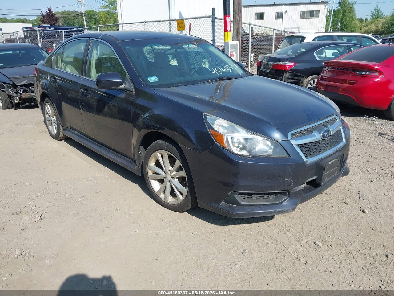 4S3BMBC69E3****** · 2014 SUBARU LEGACY 2.5I PREMIUM