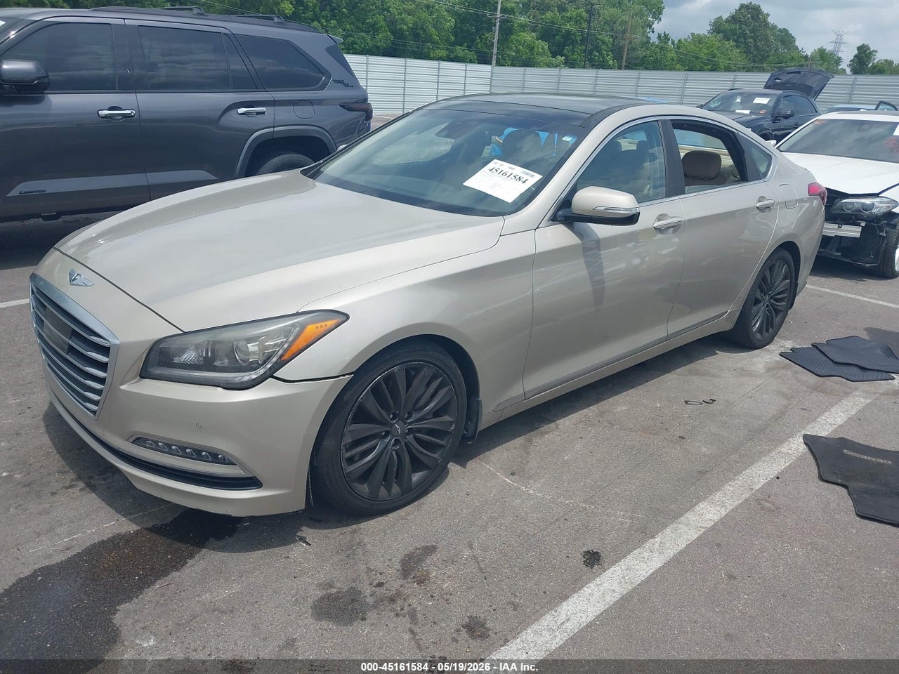 2015 HYUNDAI GENESIS 5.0 · 2/11