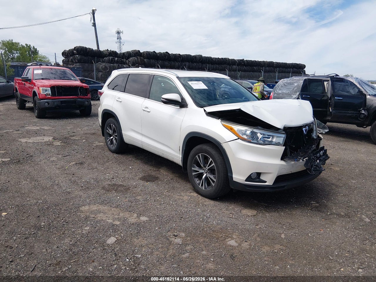 5TDJKRFH2GS****** · 2016 TOYOTA HIGHLANDER XLE V6
