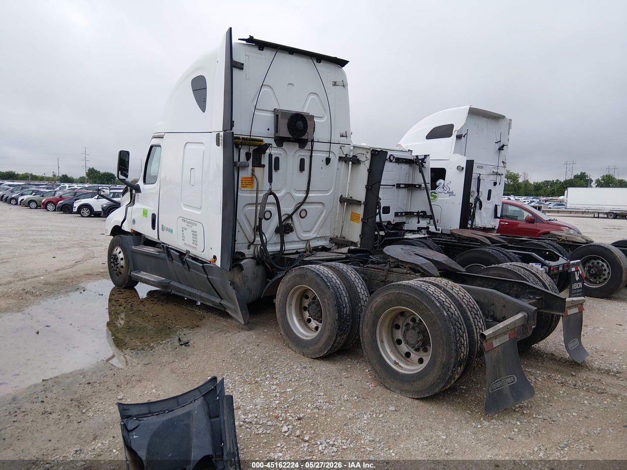 2019 FREIGHTLINER NEW CASCADIA 126 · 3/4