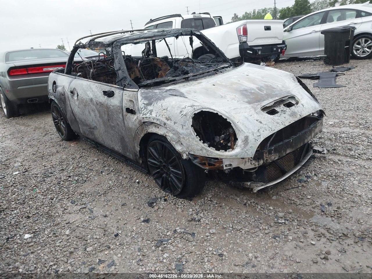 WMWWG9C33H3****** · 2017 MINI CONVERTIBLE COOPER S