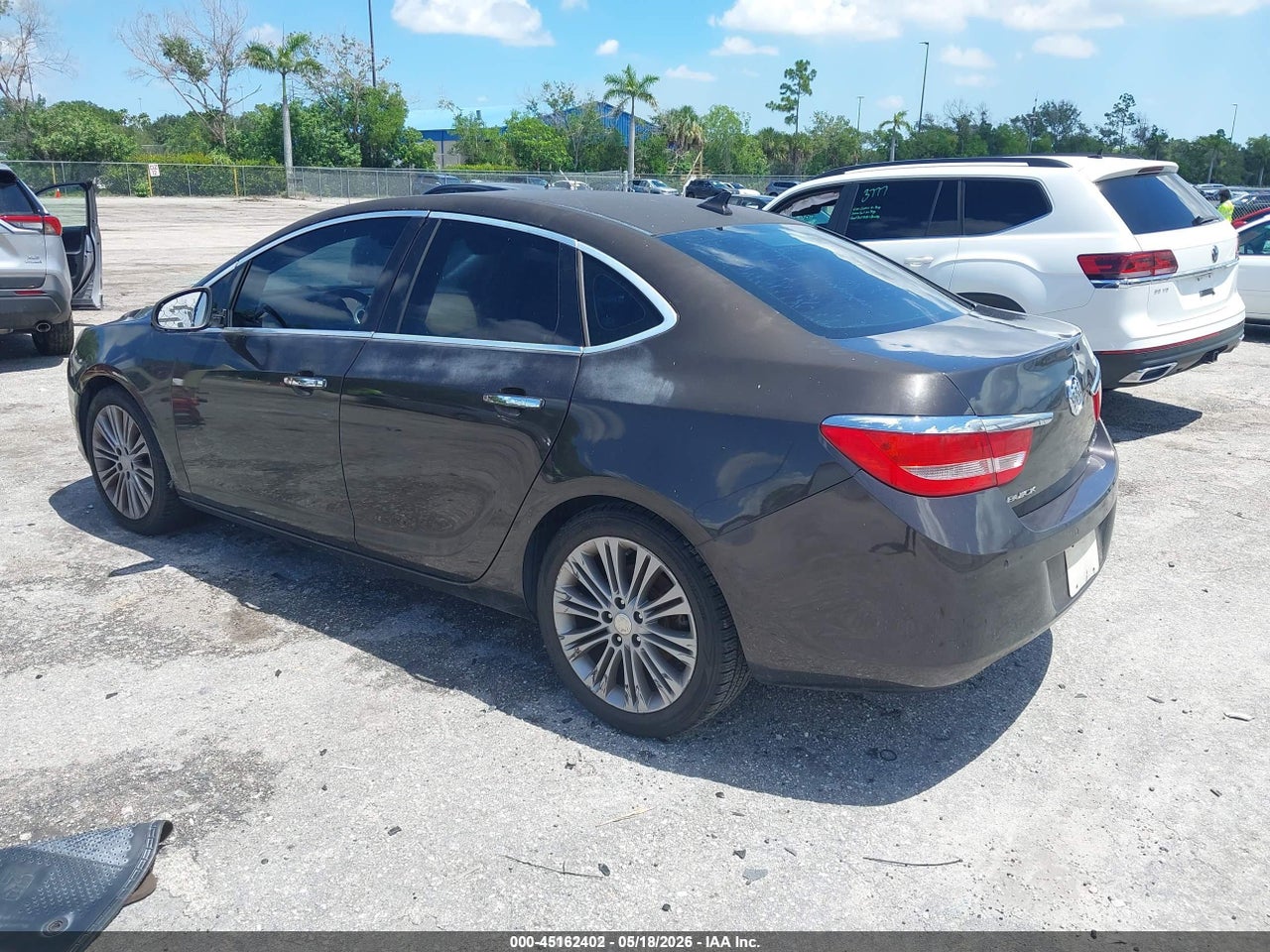2014 BUICK VERANO LEATHER GROUP · 3/11