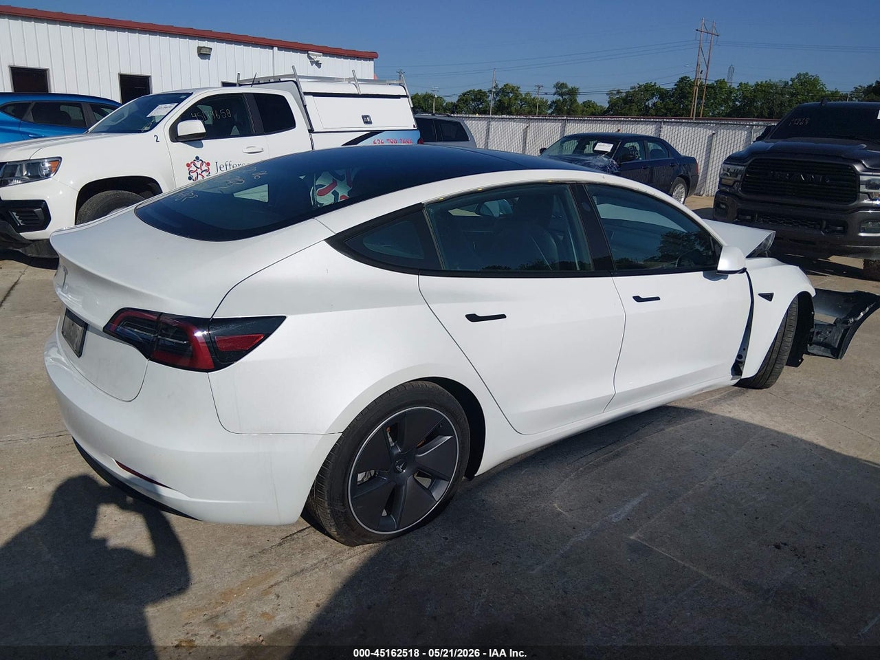 2023 TESLA MODEL 3 REAR-WHEEL DRIVE · 4/10