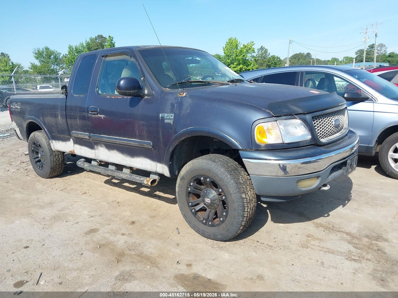 1FTRX18L2YN****** · 2000 FORD F-150 LARIAT/WORK SERIES/XL/XLT
