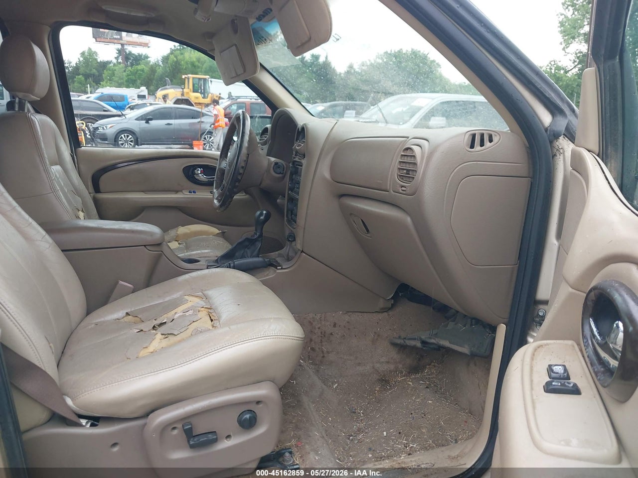 2004 BUICK RAINIER CXL · 5/10