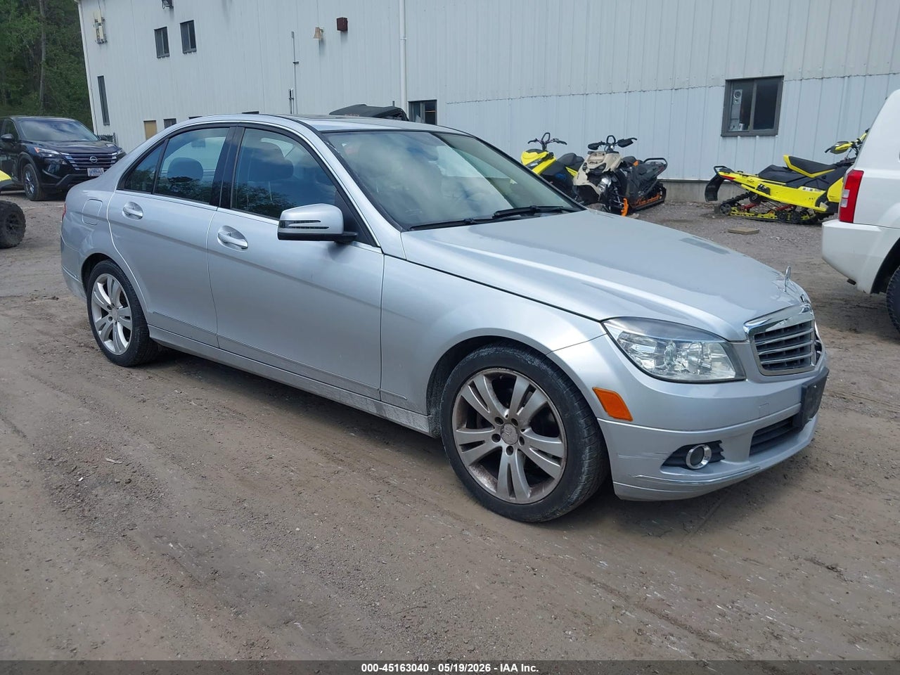 WDDGF8BB3BR****** · 2011 MERCEDES-BENZ C 300 LUXURY 4MATIC