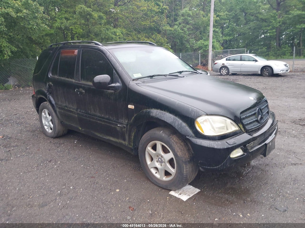 4JGAB54E01A****** · 2001 MERCEDES-BENZ ML 320