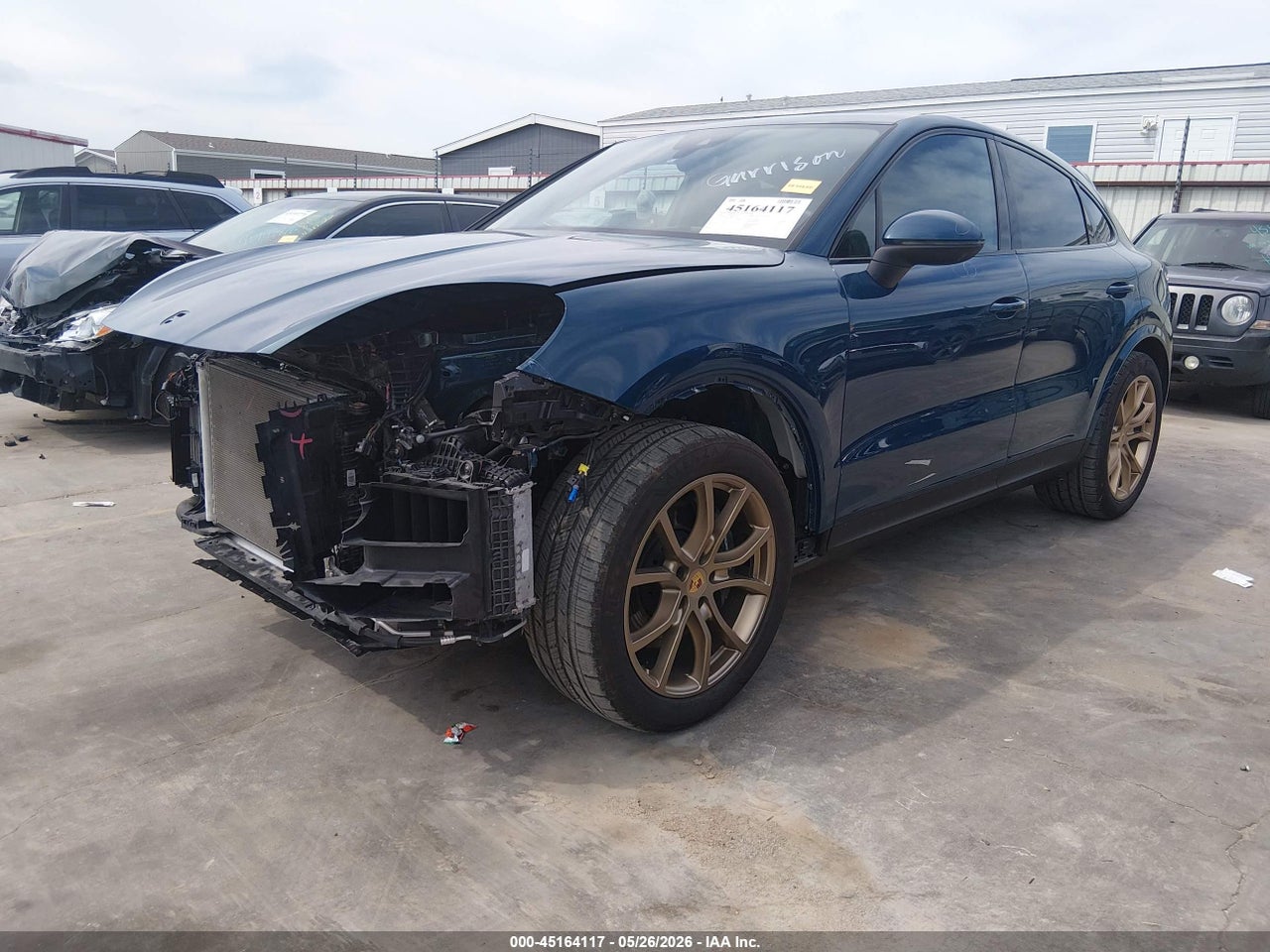 WP1BA2AY9RD****** · 2024 PORSCHE CAYENNE COUPE   · 2/11