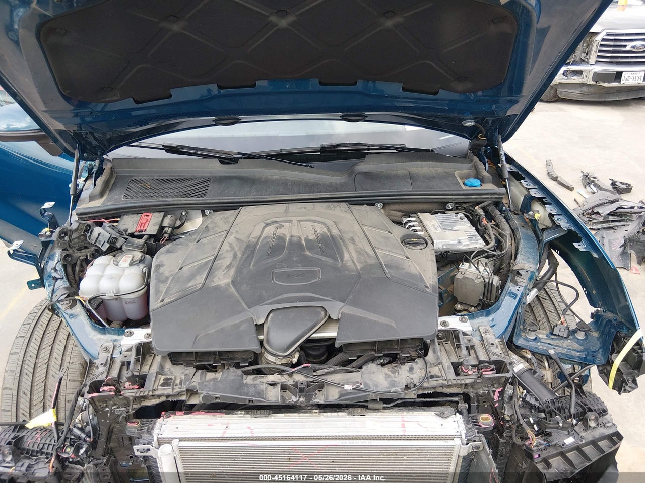 WP1BA2AY9RD****** · 2024 PORSCHE CAYENNE COUPE   · 10/11