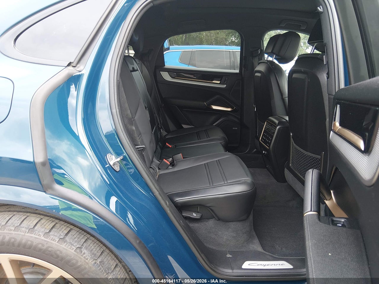 WP1BA2AY9RD****** · 2024 PORSCHE CAYENNE COUPE   · 8/11
