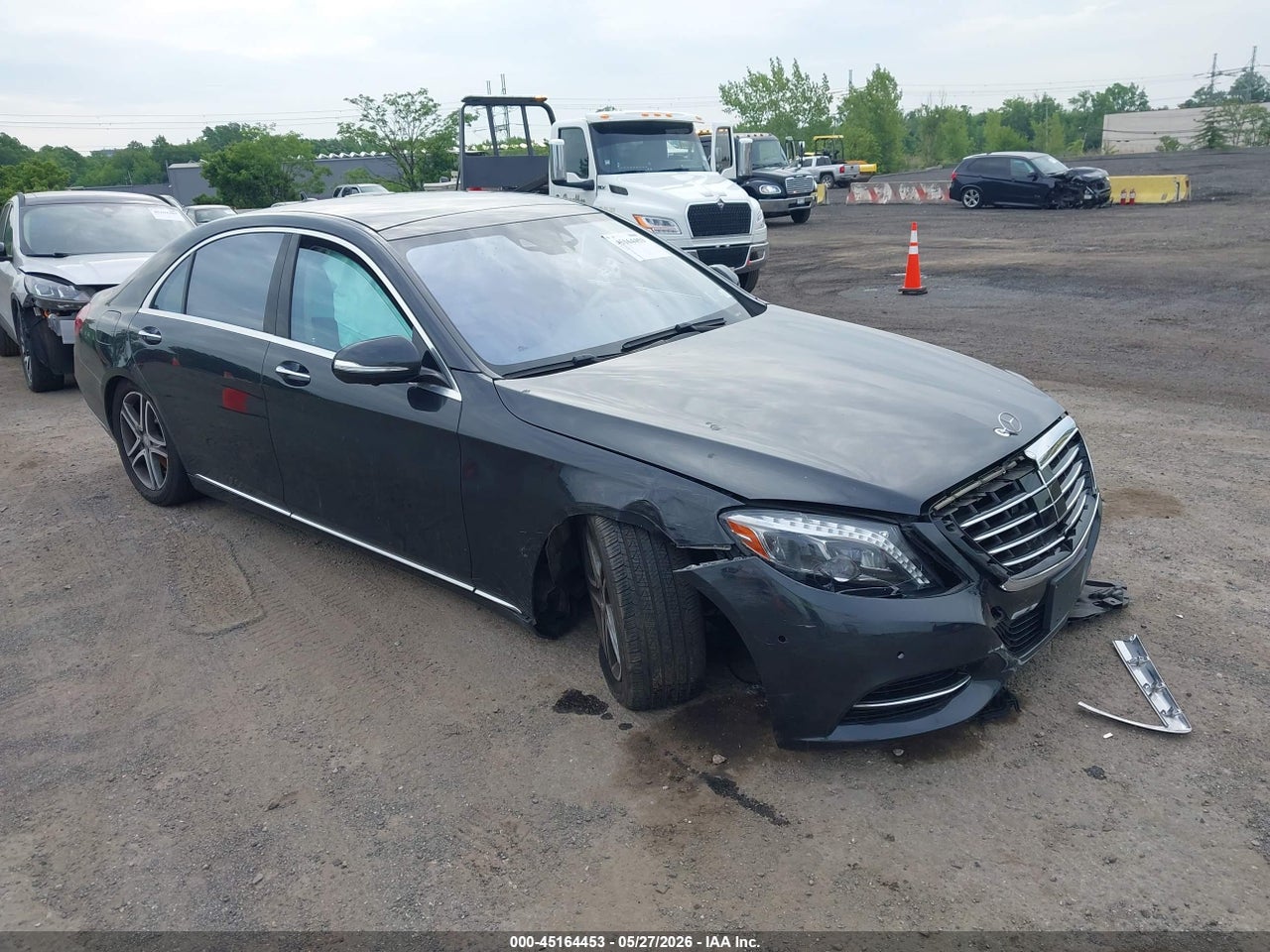 WDDUG8FB2GA****** · 2016 MERCEDES-BENZ S 550 4MATIC