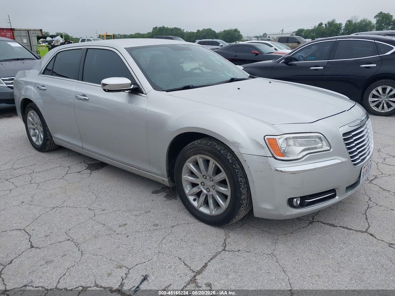 2C3CCACG6CH****** · 2012 CHRYSLER 300 LIMITED