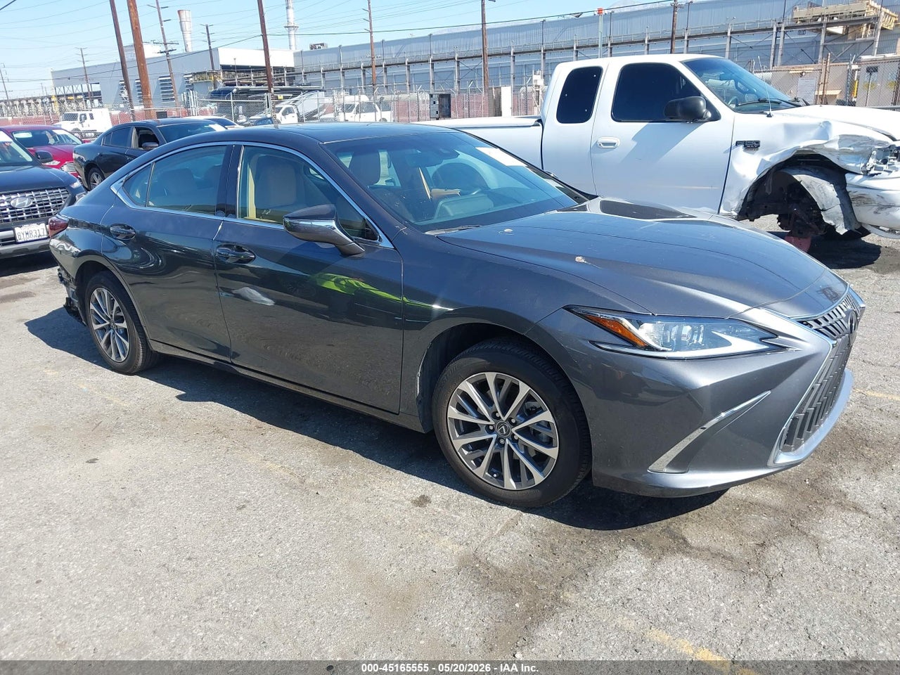 58ACZ1B1XSU****** · 2025 LEXUS ES 350