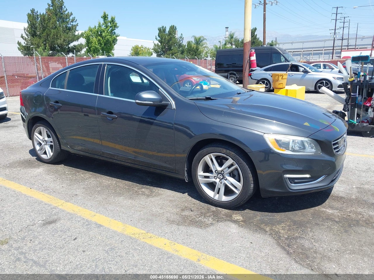 YV140MFM2F1****** · 2015 VOLVO S60 T5 PLATINUM
