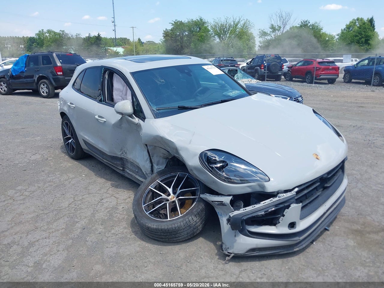 WP1AA2A5XSL****** · 2025 PORSCHE MACAN T