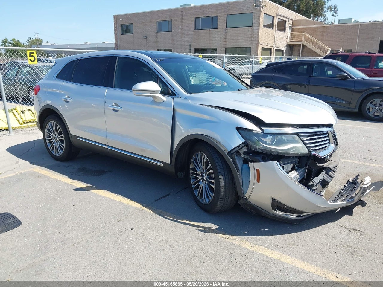 2LMPJ6LR4JB****** · 2018 LINCOLN MKX RESERVE