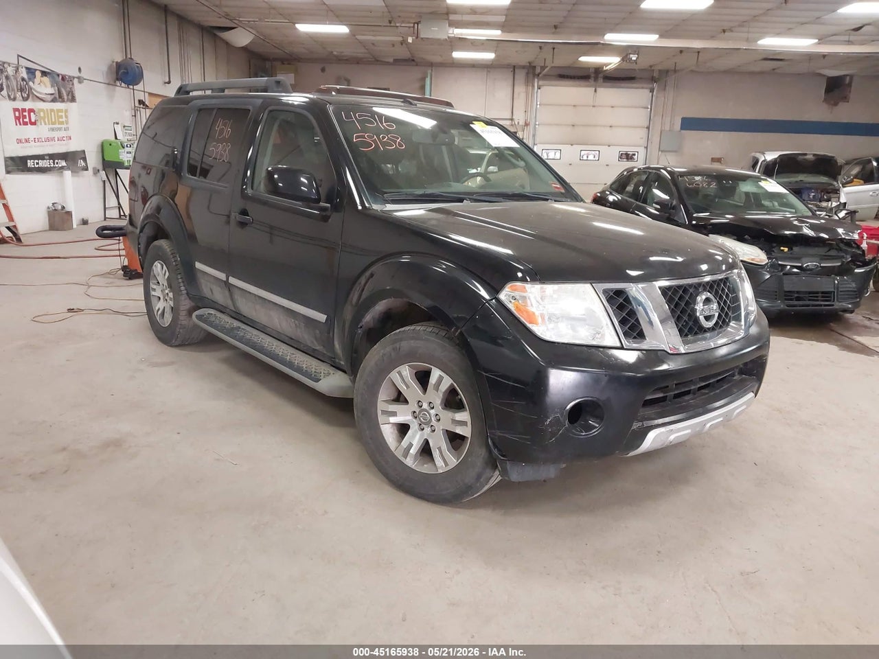 5N1AR18BX8C****** · 2008 NISSAN PATHFINDER LE