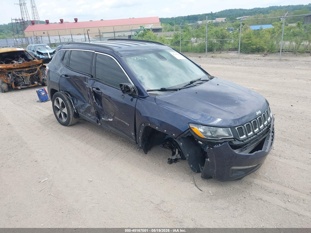 3C4NJDBB2JT****** · 2018 JEEP COMPASS LATITUDE 4X4