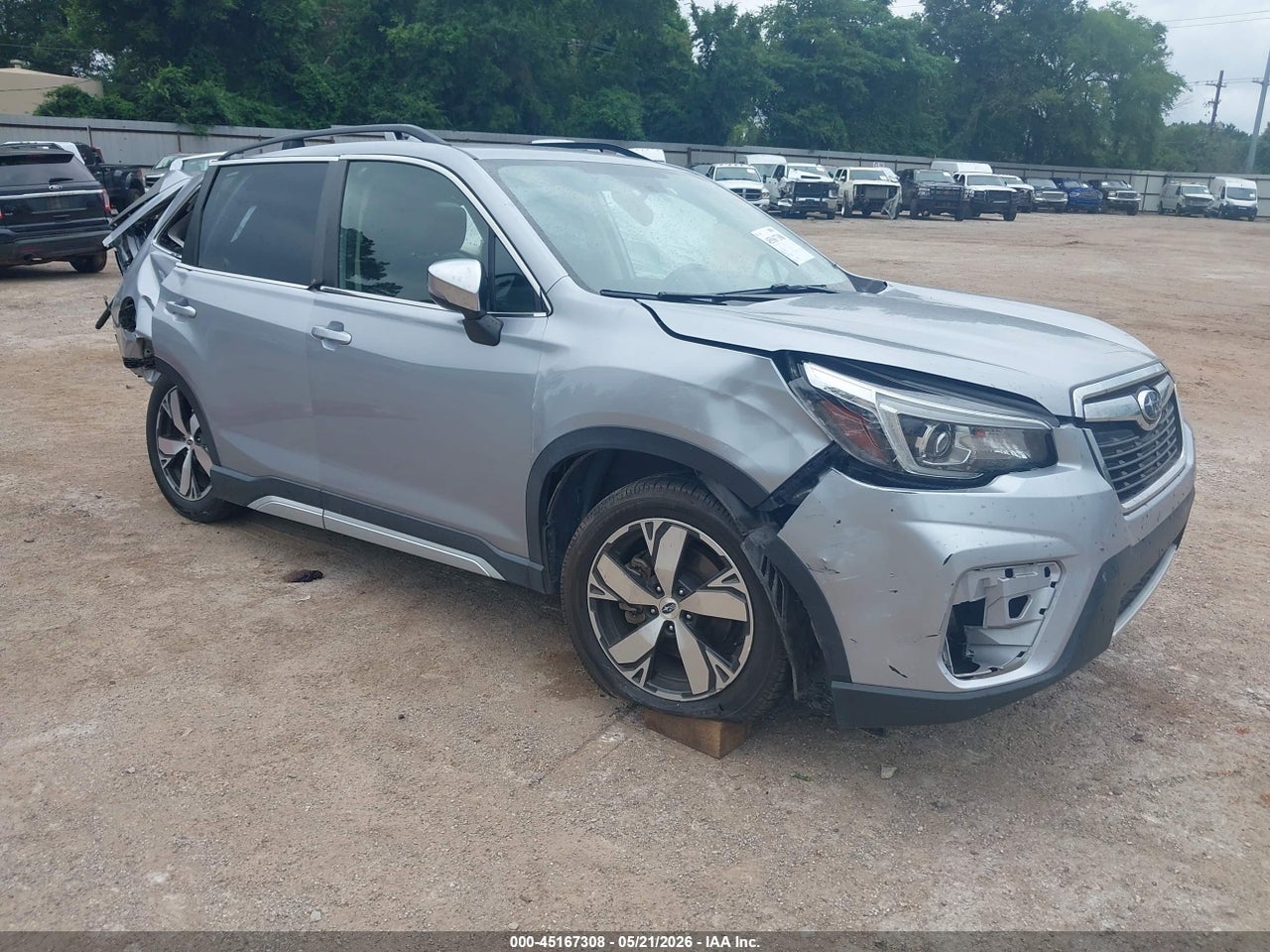 JF2SKAXC5LH****** · 2020 SUBARU FORESTER TOURING
