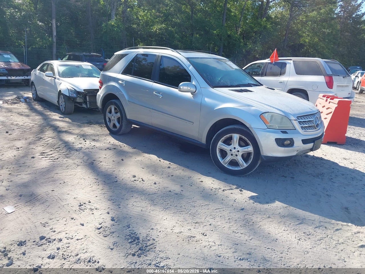 4JGBB86E98A****** · 2008 MERCEDES-BENZ ML 350 4MATIC