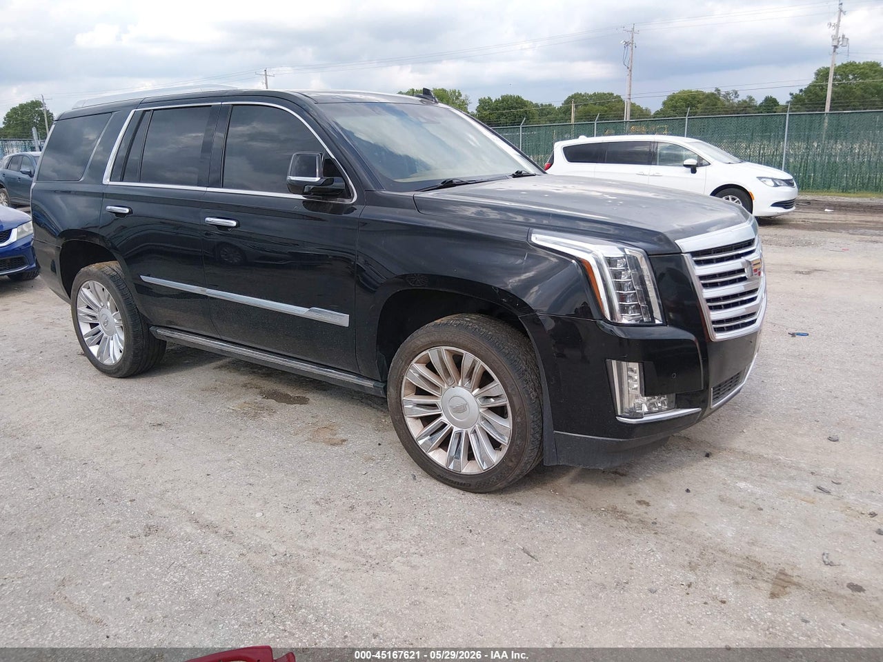 1GYS4DKJ2GR****** · 2016 CADILLAC ESCALADE PLATINUM