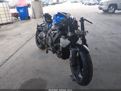 JS1GR7MA5E2****** · 2014 SUZUKI GSX-R750