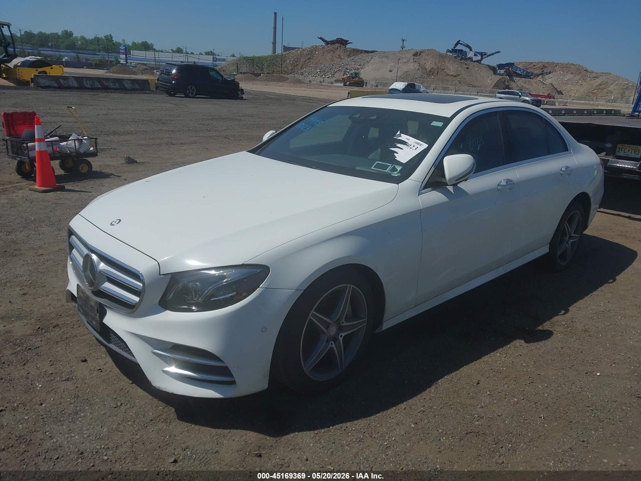 2017 MERCEDES-BENZ E 300 4MATIC · 2/11