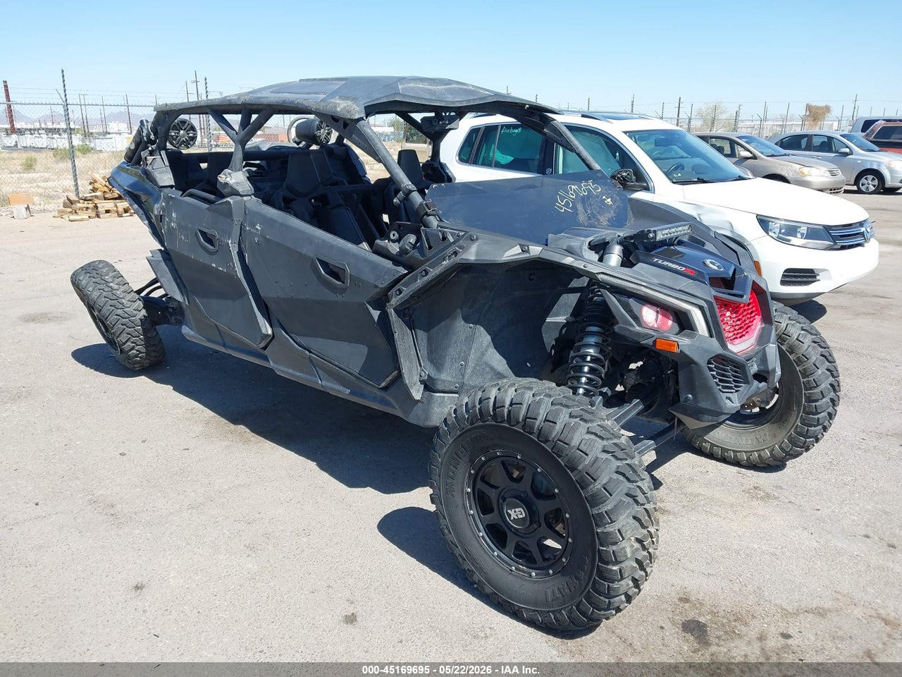 3JBVNAW45KK****** · 2019 CAN-AM MAVERICK X3 MAX X RS TURBO R