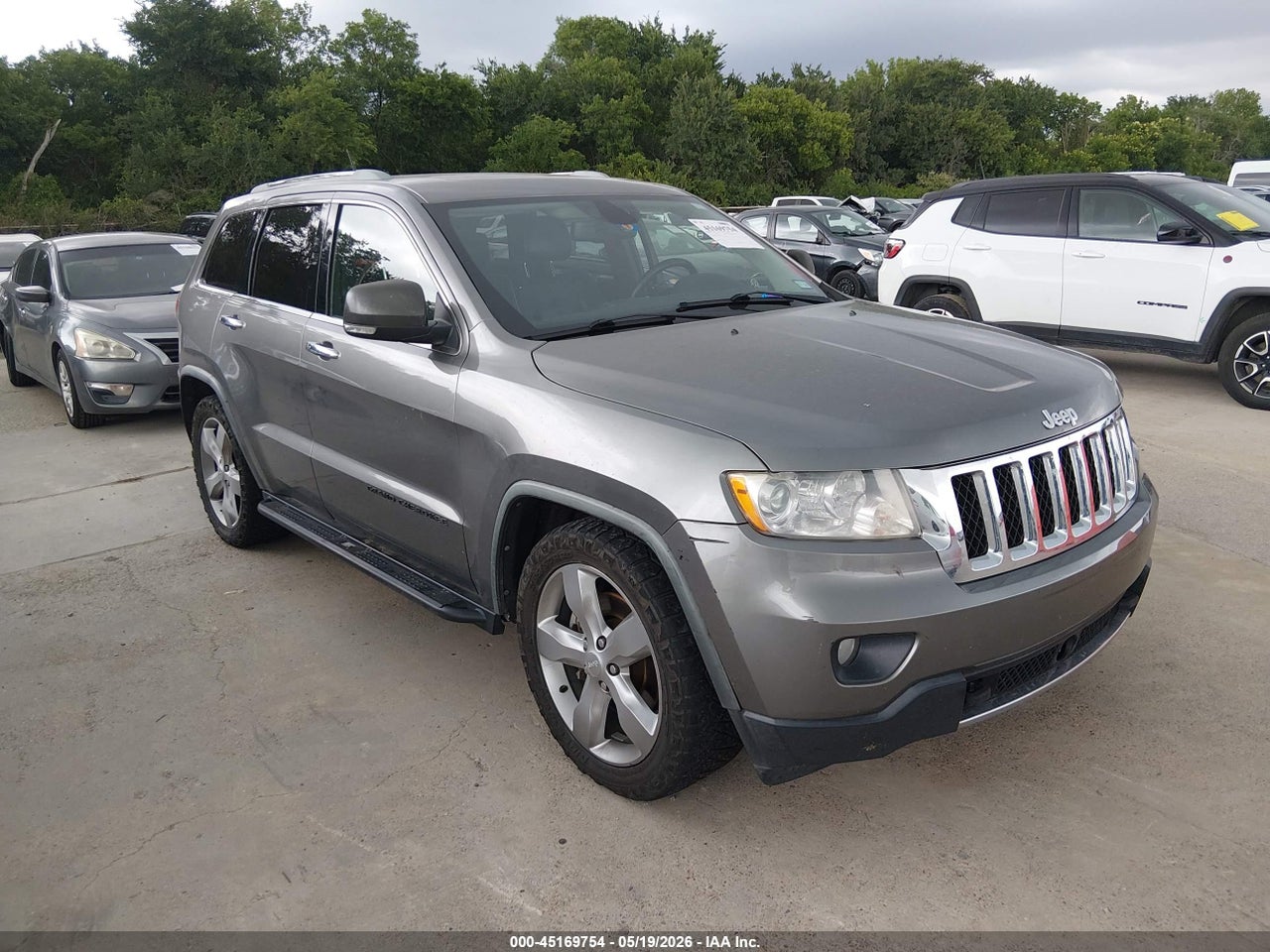 1J4RR6GT9BC****** · 2011 JEEP GRAND CHEROKEE OVERLAND