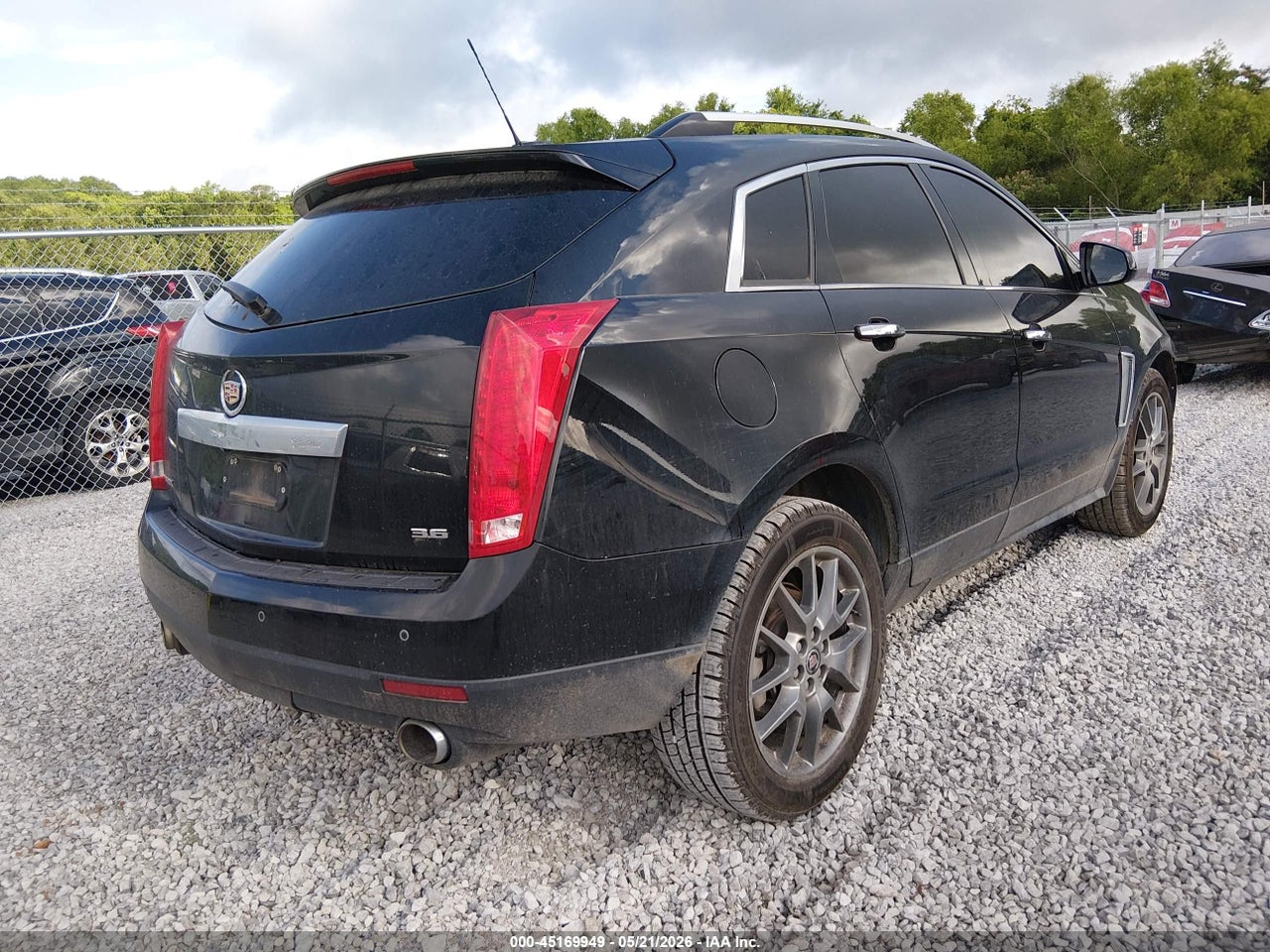 2016 CADILLAC SRX PERFORMANCE COLLECTION · 4/11