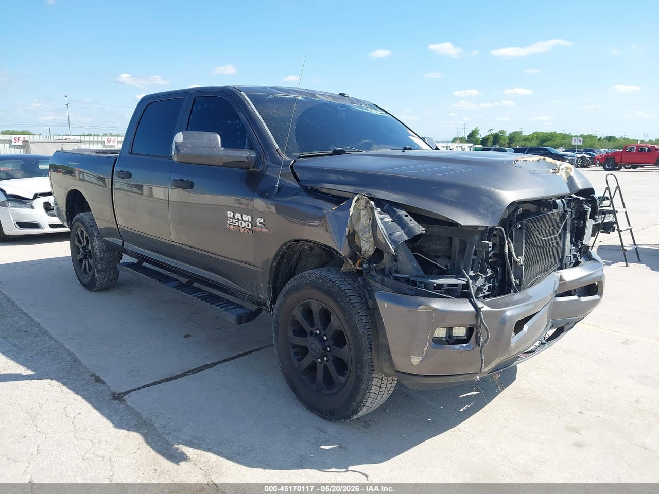 3C6UR5CL1HG****** · 2017 RAM 2500 TRADESMAN  4X4 6'4 BOX