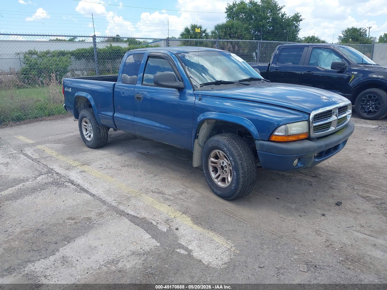 1D7HG32N84S****** · 2004 DODGE DAKOTA SPORT