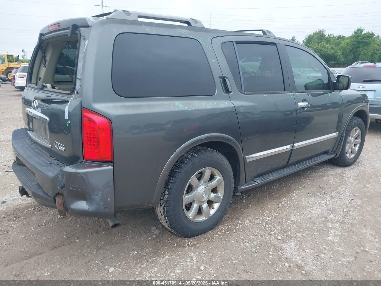 2006 INFINITI QX56 · 4/11