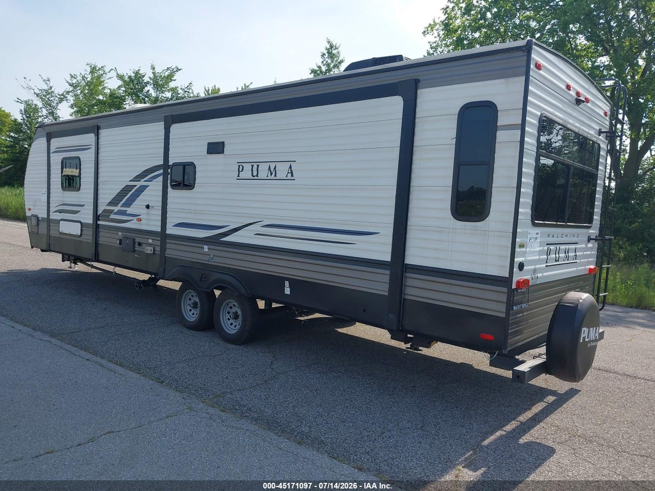 2022 FOREST RIVER PUMA · 3/10