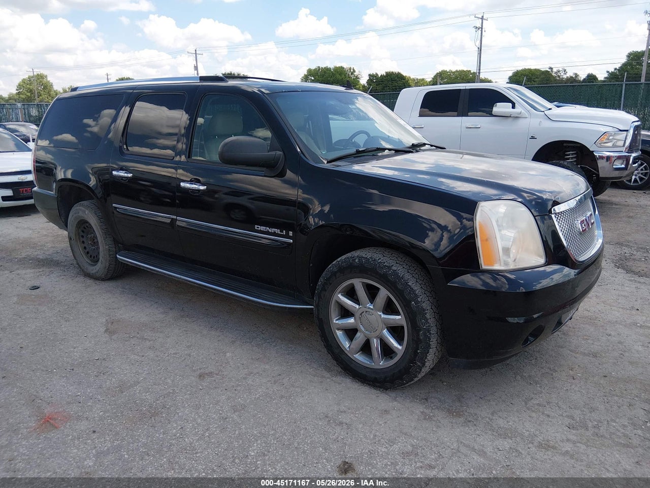 1GKFK668X7J****** · 2007 GMC YUKON XL 1500 DENALI