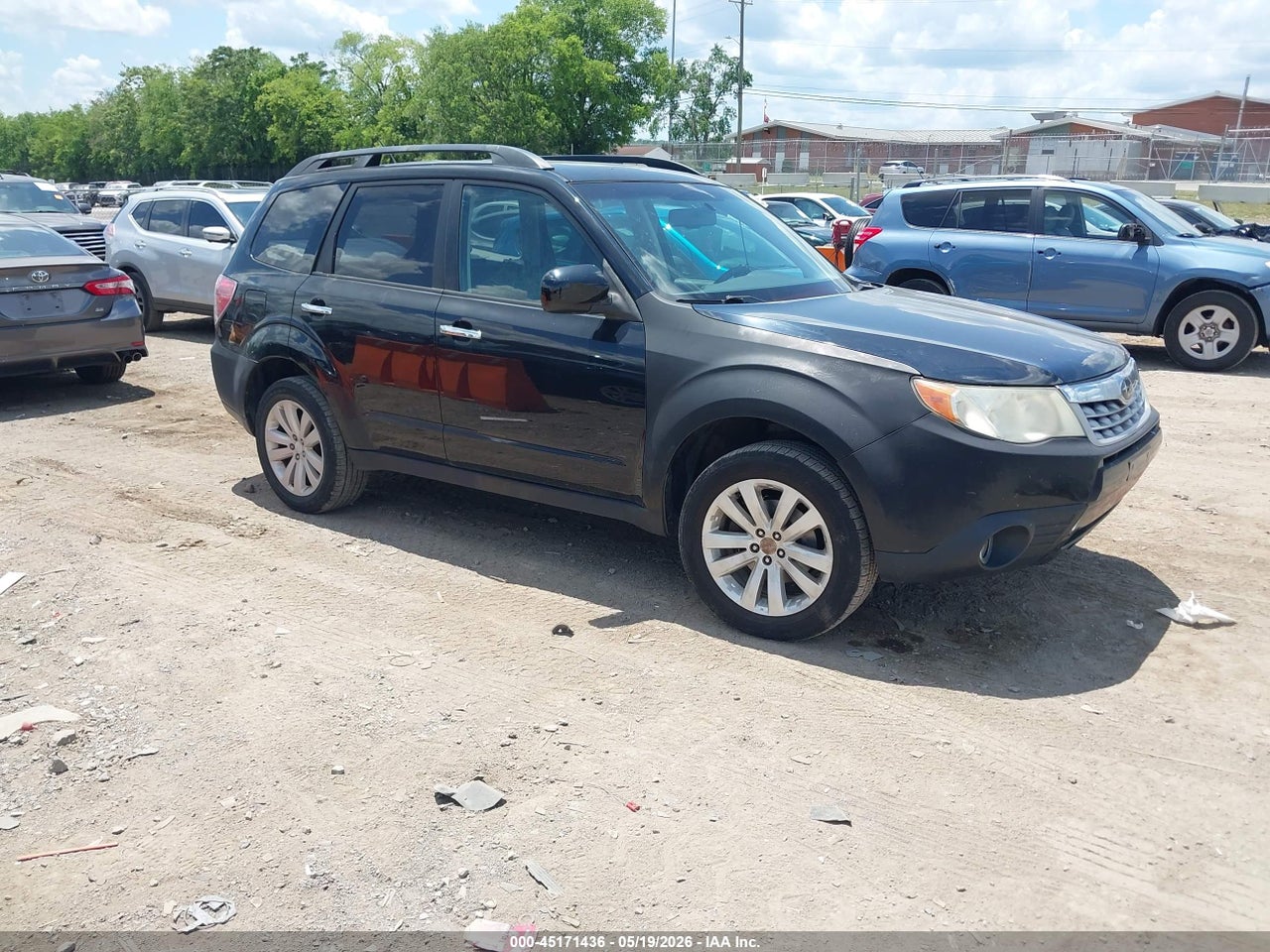 JF2SHAEC6BH****** · 2011 SUBARU FORESTER 2.5X LIMITED