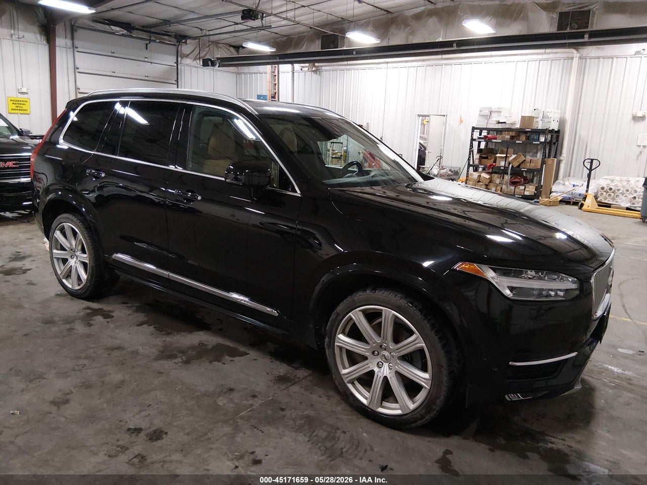 YV4A22PL2H1****** · 2017 VOLVO XC90 T6 INSCRIPTION