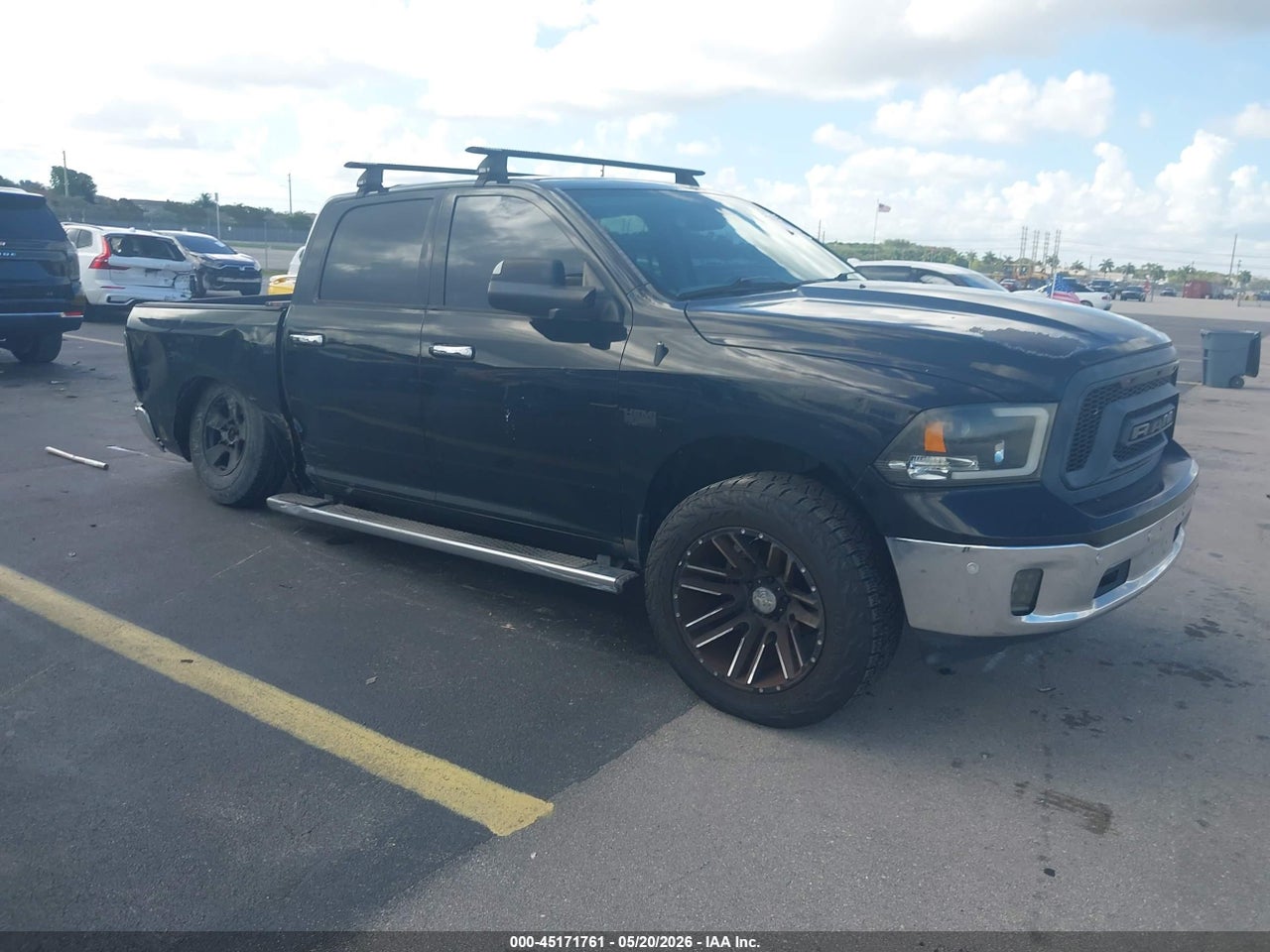 1C6RR6LT8FS****** · 2015 RAM 1500 BIG HORN