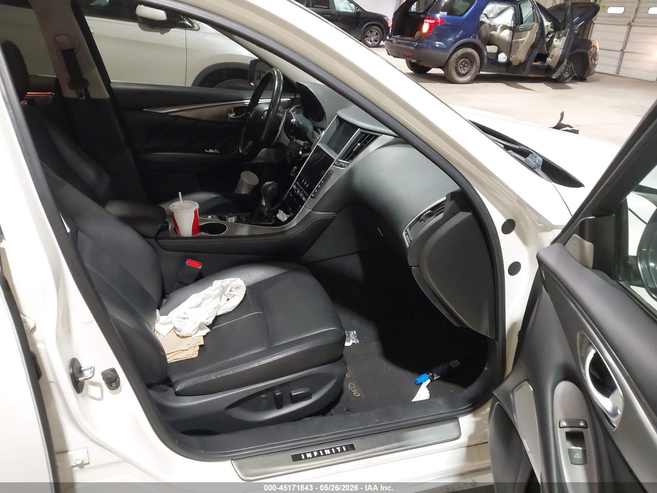 2017 INFINITI Q50 3.0T PREMIUM · 5/11