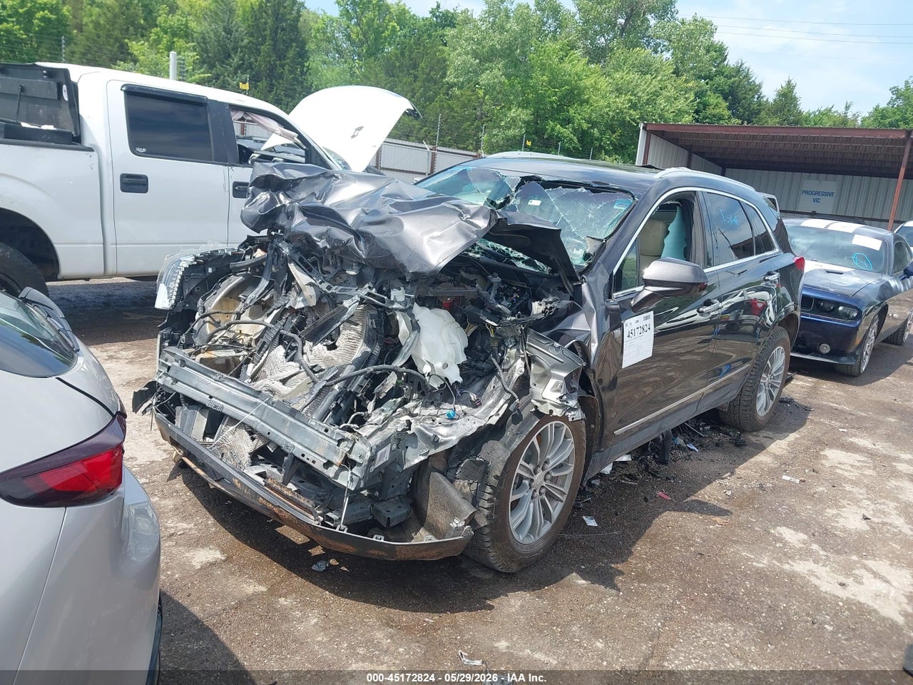 2017 CADILLAC XT5 LUXURY · 2/11