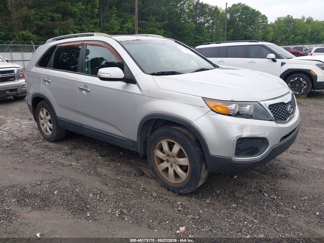 5XYKT4A22DG****** · 2013 KIA SORENTO LX V6