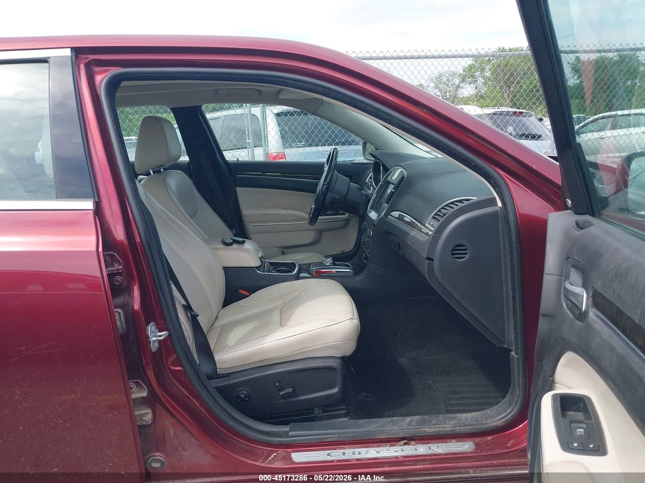 2015 CHRYSLER 300C AWD · 5/11