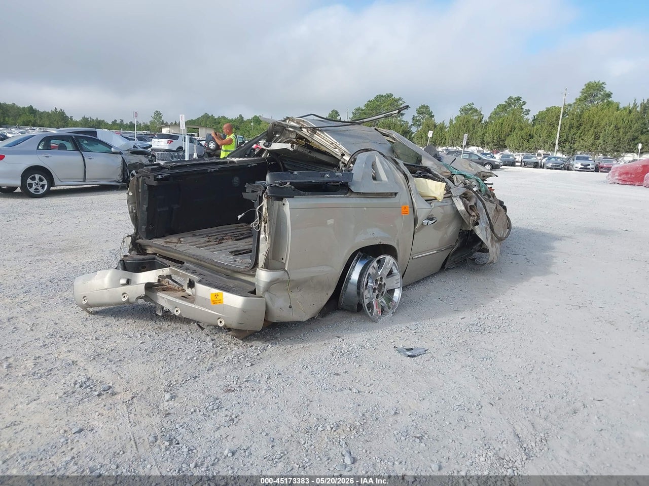 2007 CADILLAC ESCALADE EXT STANDARD · 4/10