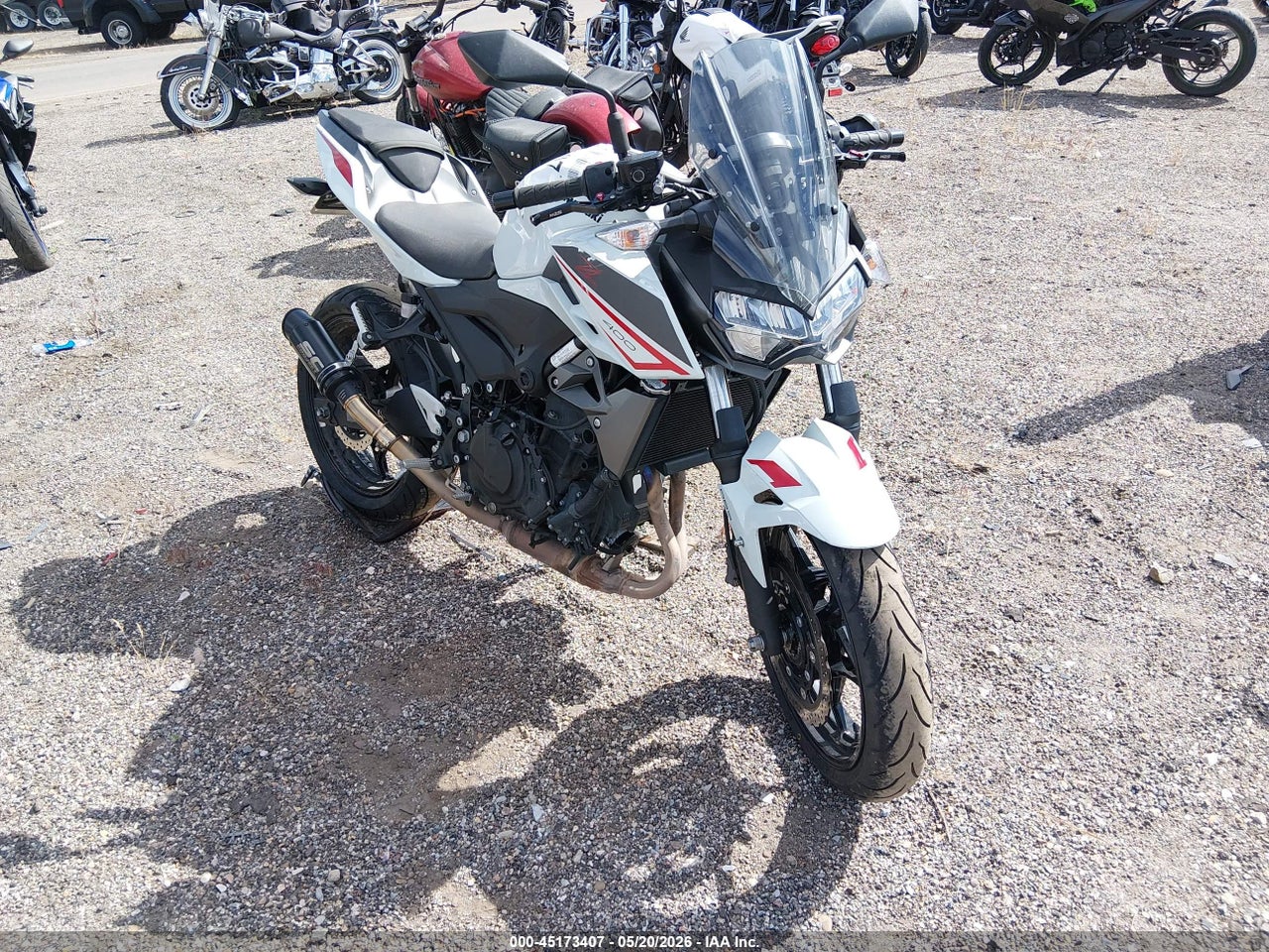 JKAERKD15PD****** · 2023 KAWASAKI ER400 D