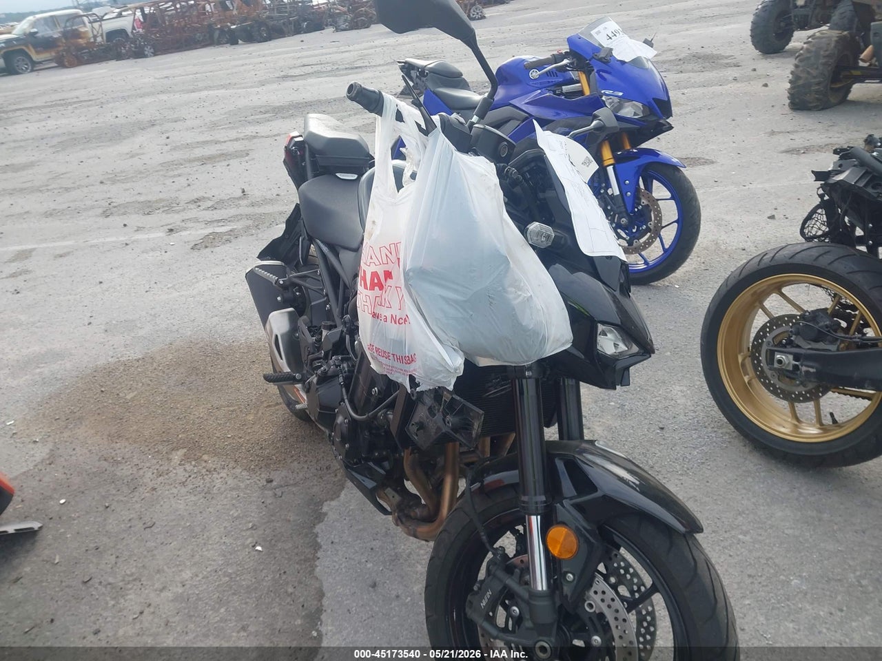 ML5ZRDS12SD****** · 2025 KAWASAKI ZR900 S