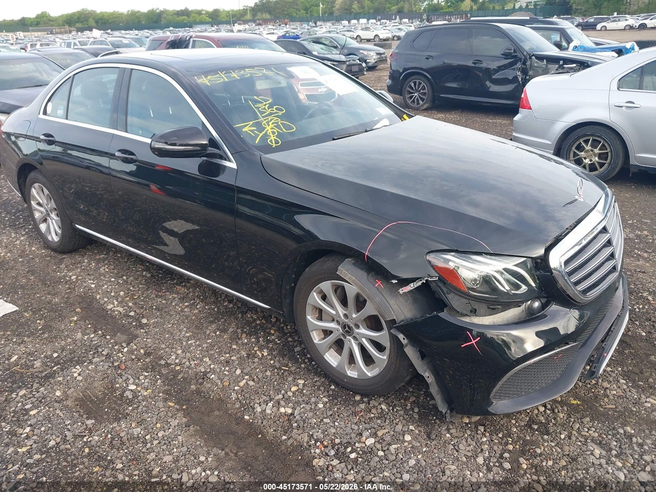 WDDZF4KB8HA****** · 2017 MERCEDES-BENZ E 300 4MATIC